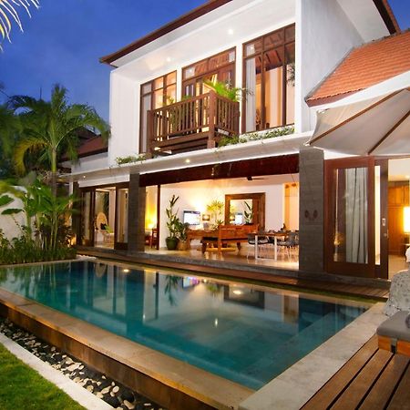 3Br Villa Erja - Minggu Villas Kerobokan Extérieur photo